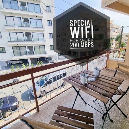 Luxury City Rooms Larnaca Esterno foto