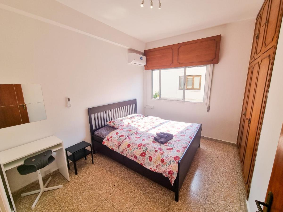 Luxury City Rooms Larnaca Esterno foto