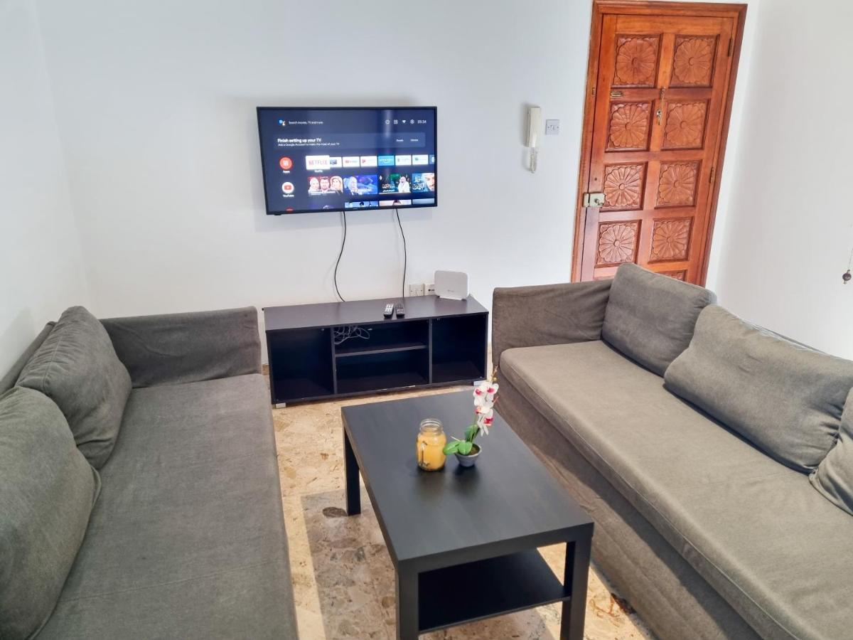 Luxury City Rooms Larnaca Esterno foto