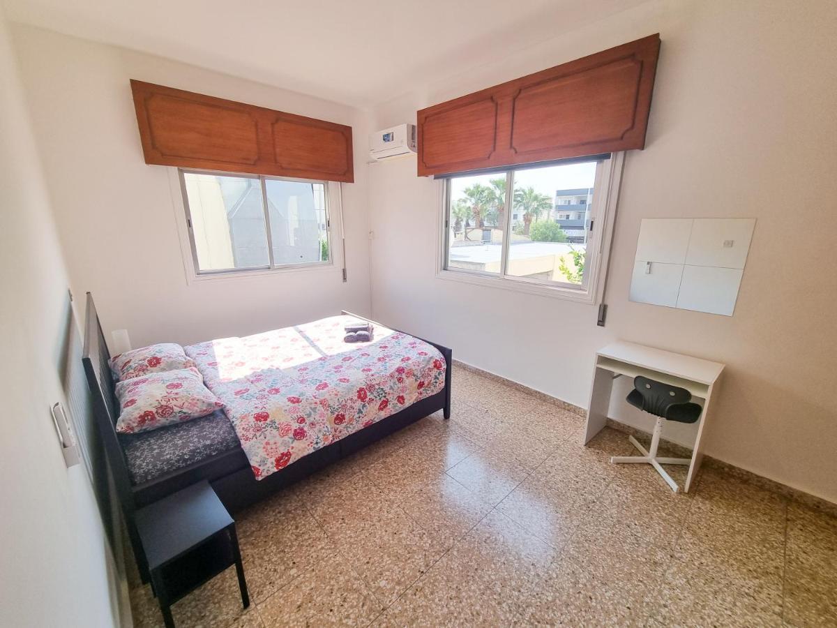 Luxury City Rooms Larnaca Esterno foto